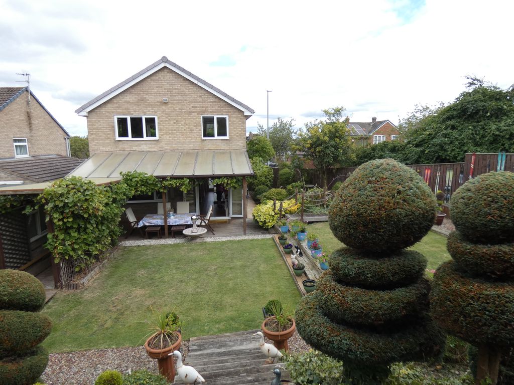 Rear Garden- click for photo gallery
